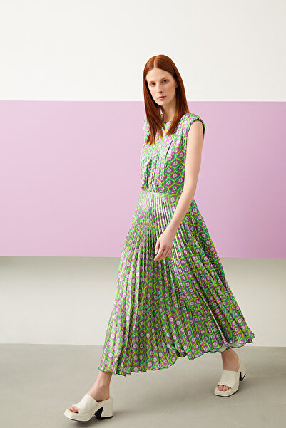 Jus De Pommes YEŞİL DESENLİ PİLİSELİ KOLSUZ MAXİ ELBİSE