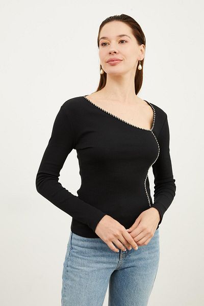 Hanna's by Hanna Darsa بلوزة نسائية محبوكة بأكمام طويلة ورقبة على شكل حرف V