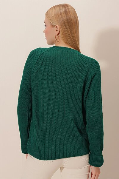 HAKKE Chain Detail Buttoned Knitwear Sweater