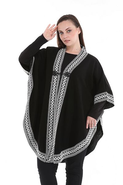 MODA MAÇKA PARK Standard Size Knitted Embroidery Detailed Poncho
