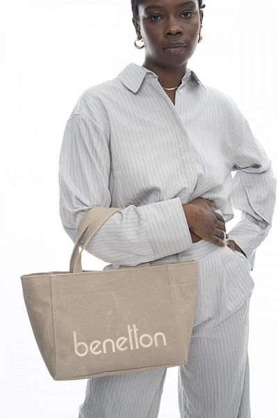 United Colors of Benetton Geantă de mână pentru femei United Colors Of Benetton Bnt-1102