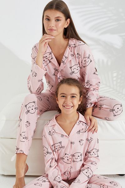 Siyah İnci Salmon cat patterned cotton button-down pajama set