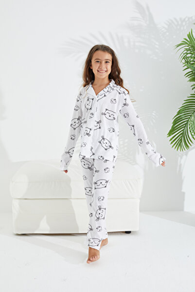 Siyah İnci beyaz kedi desenli Pamuklu Düğmeli Pijama Takımı