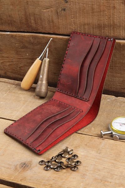 New Coast Leather 1900's Мъжки портфейл от естествена кожа, 100% ръчно изработен, червен
