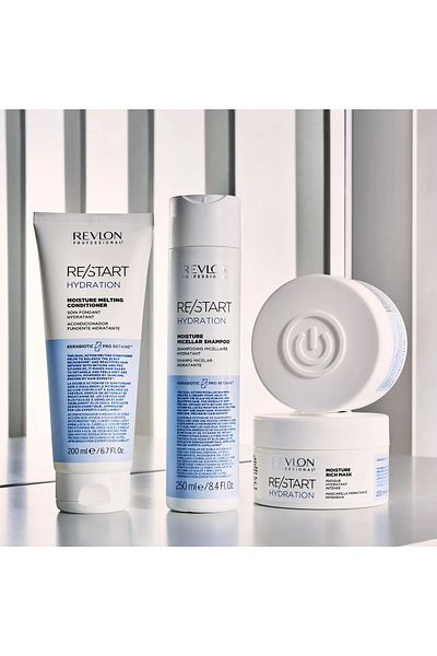Revlon إعادة/إعادة ™   شامبو مرطب مرطب ميسيلار كوروساكران 250 مل