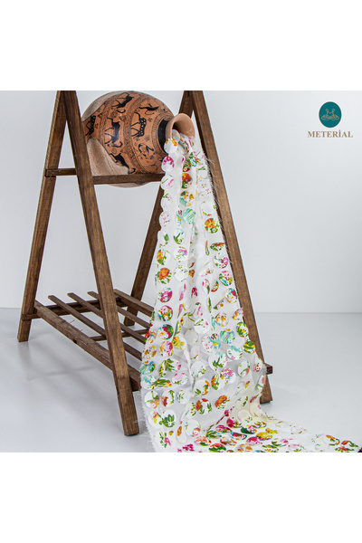 METERİAL Țesătură albă cu design special, decupată