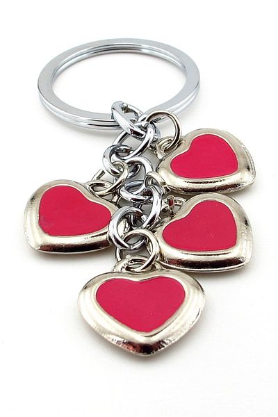 Solfera Red Hearts Lover Love Dangle Metal Keychain KC033