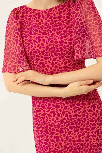 Lafaba Dámské fuchsiové šaty z midi šifonu s krátkým rukávem