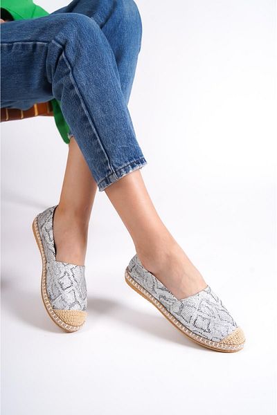 Capone Outfitters Capone Silvery Snake Patterned Silberne Damen-Espadrille