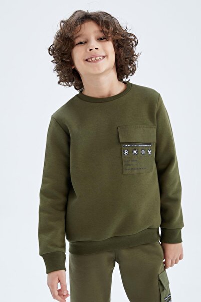 DeFacto Boy's Crew Neck Pocket Printed Sweatshirt