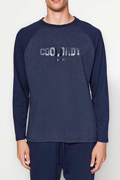 Trendyol Collection Σετ πιτζάμες με εμπριμέ μανίκια Raglan σε κανονική εφαρμογή TMNAW23PT00032