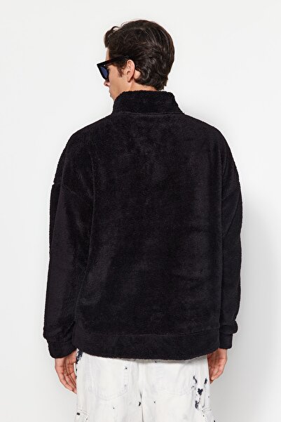 Trendyol Collection Černá oversize/široký střih s límečkem Městská výšivka Fleecová mikina proti žmolkování Tmnaw24Sw00035