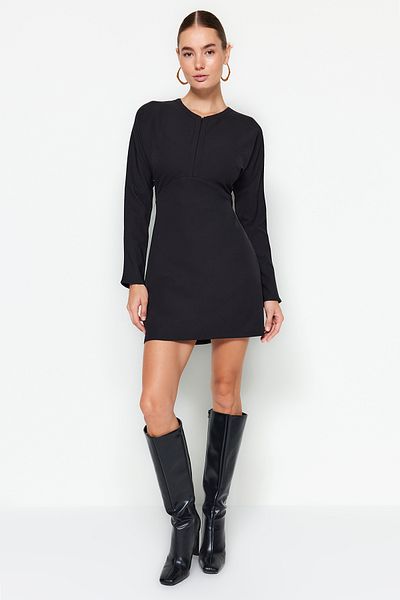 Trendyol Collection Czarna mini sukienka z zamkiem, szczegółowa, tkana TWOAW24EL00294