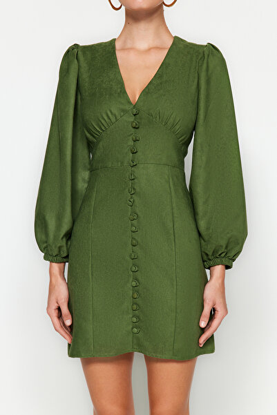 Trendyol Collection Zelené tkané semišové šaty s mini balónem s výstřihem do V TWOAW24EL00583