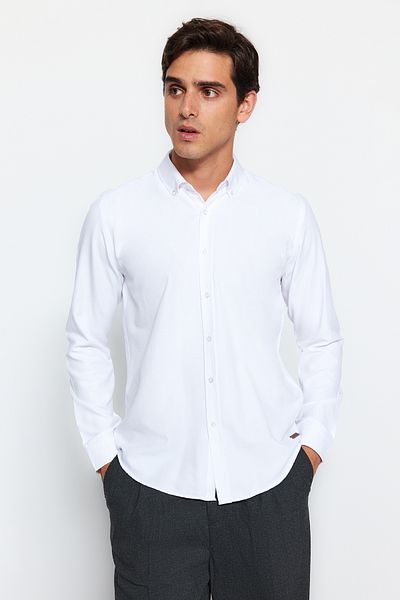 Trendyol Collection Fehér Slim Fit Easy-Iron intelligens ing bőr kiegészítőkkel TMNSS23GO00138