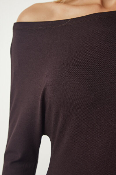 Happiness İstanbul Dámská tmavě hnědá blůza s lodním výstřihem UB00151