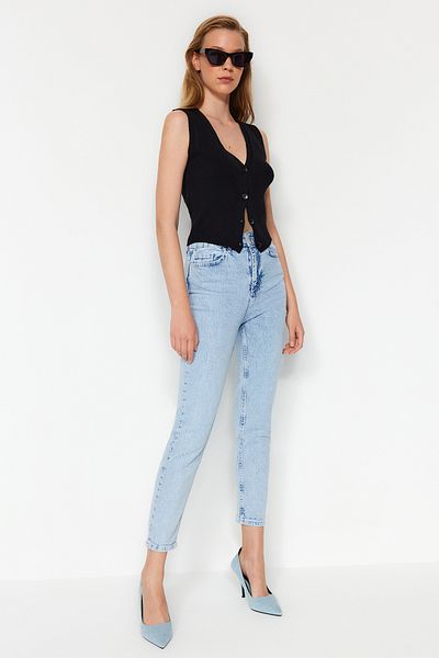 Trendyol Collection Blue Regular Waist Mom Jeans TWOAW24JE00084