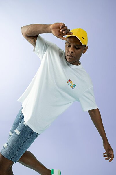 DeFacto Pink Floyd Comfort Fit Crew Neck Back Printed Short Sleeve T-Shirt A9244ax23sm