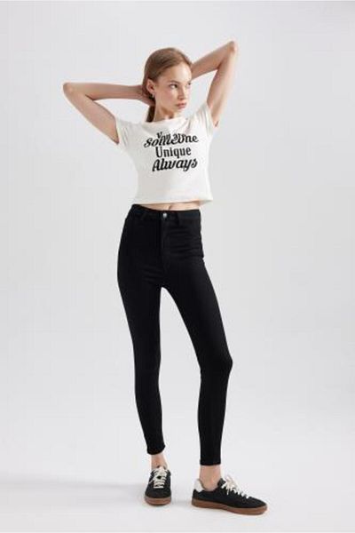 DeFacto Jegging, hohe Taille, schmales Bein, Tasche, knöchellang, Basic, gerade Jeanshose A5819ax23au