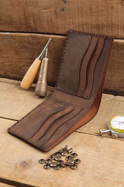 New Coast Leather 1900's Мъжки портфейл от естествена и естествена кожа, 100% ръчно изработен, кафяв