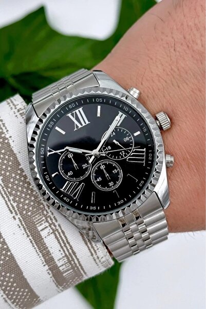 İSTLİV ساعة يد رجالية فضية اللون باللون الأسود