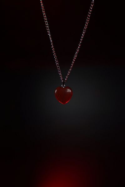 DOODLE Red Jasper Natural Stone Heart Cut Necklace
