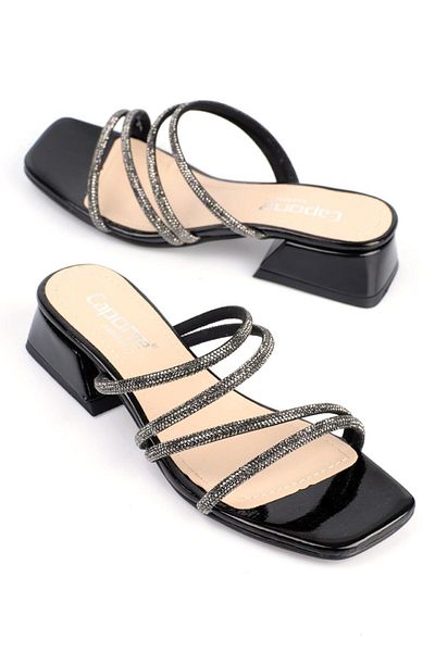 Capone Outfitters Capone Blunt Toe Stony Banded Short Heeled Patent Leather Black Women's Slippers