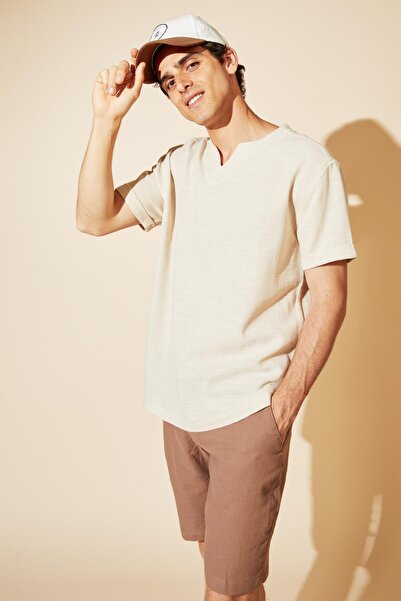 DeFacto Košile Regular Fit s krátkým rukávem a výstřihem do V ze 100% bavlny