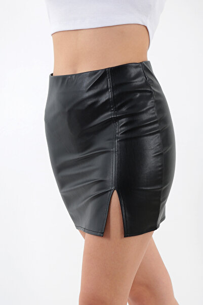 WAYS Női hasított fekete műbőr miniszoknya műbőr vékony, magasított polár belsővel