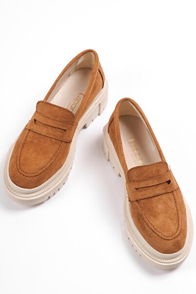 Capone Outfitters Dámska mokasína Capone Oval Toe Trac Sole Semišové ťavie vlasy