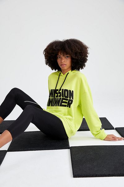 DeFacto Fit Oversize Fit суичър с щампи с качулка