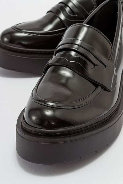 LuviShoes NONTE Schwarzer Damen-Loafer mit Öffnung