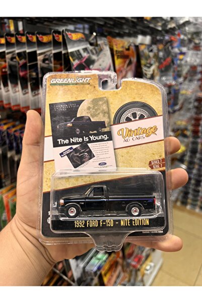 Greenlight Greenlighte 1992 Ford F-150 Nıte Edıtıon