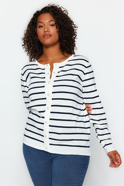 Trendyol Curve Ecru gestreifter Strick-Cardigan TBBAW24AV00028