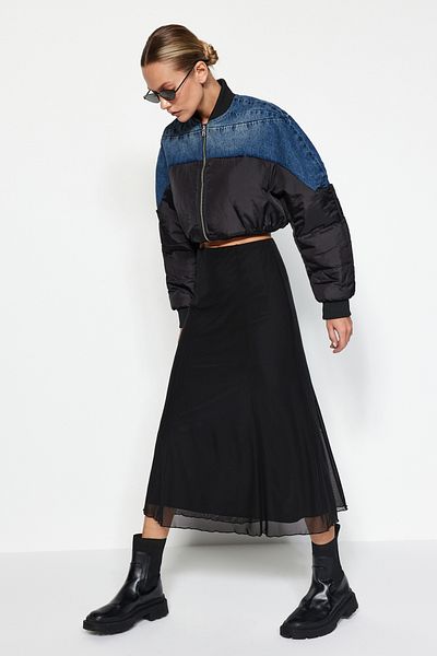 Trendyol Collection Czarna, tiulowa spódnica maxi z dzianiny TWOAW24ET00130