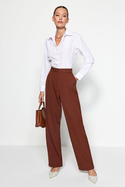 Trendyol Collection Hnědé kalhoty se širokými nohavicemi a skládanou látkou - Twoss21Pl0155