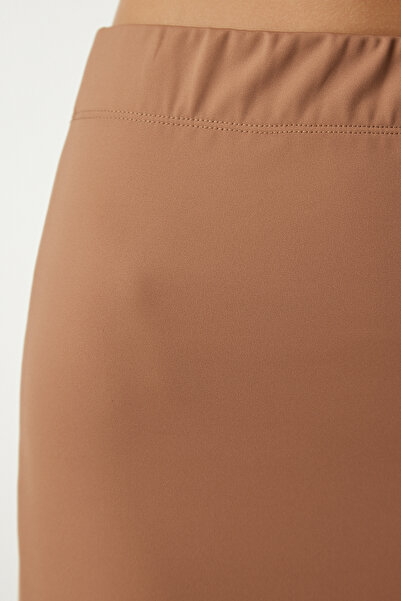 Happiness İstanbul Dámská sušenková tkaná midi pletená sukně UB00184