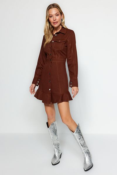 Trendyol Collection Μίνι υφασμένο πουκάμισο με λεπτομέρεια καφέ φόρεμα TWOAW23EL01424