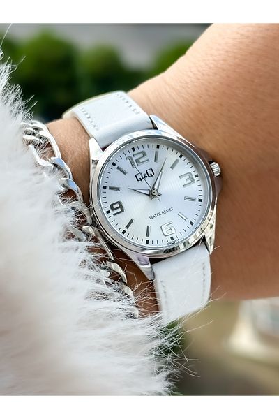 Q&Q Brand Retro White Color, 24 Months Warranty, Waterproof, Leather Strap with Numbers Women's Wristwatch+Bracelet