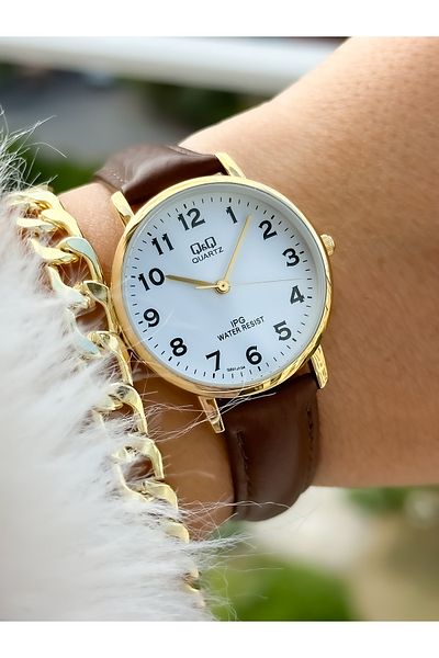Q&Q Brand Retro Brown Waterproof, Leather Strap with Numbers Women's Wristwatch+Bracelet