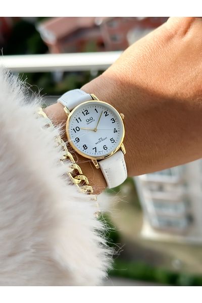 Q&Q Brand Retro White Color, 24 Months Warranty, Waterproof, Leather Strap with Numbers Women's Wristwatch+Bracelet