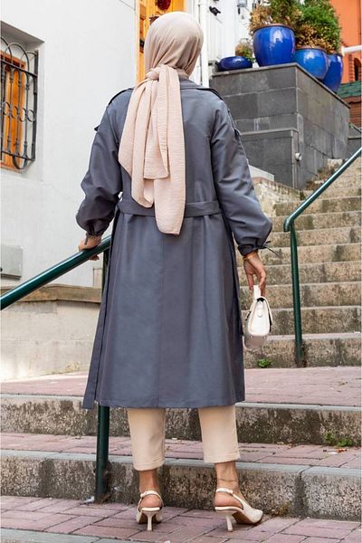 Sum Trench Coat Buttoned