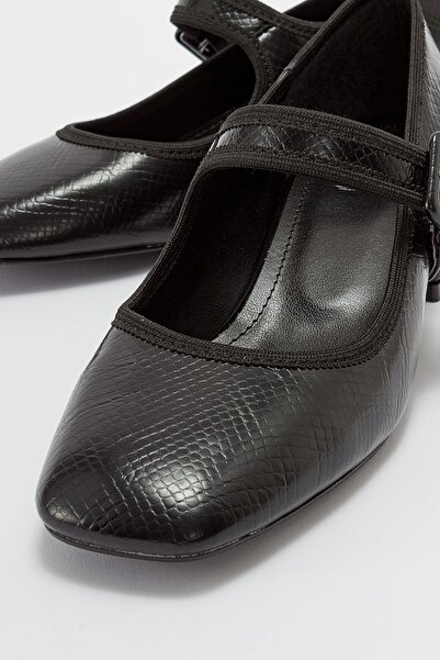 LuviShoes CURES fekete mintás női sarkú cipő