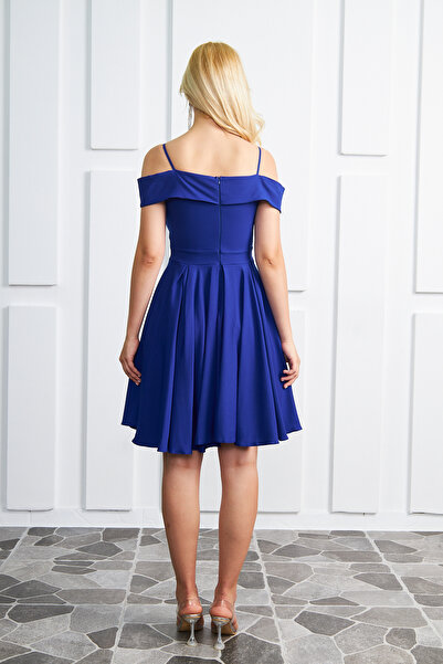 bayansepeti Flexible Atlas Fabric Pleated Flared Cut Thin Strap Plus Size Saks Blue Dress 342