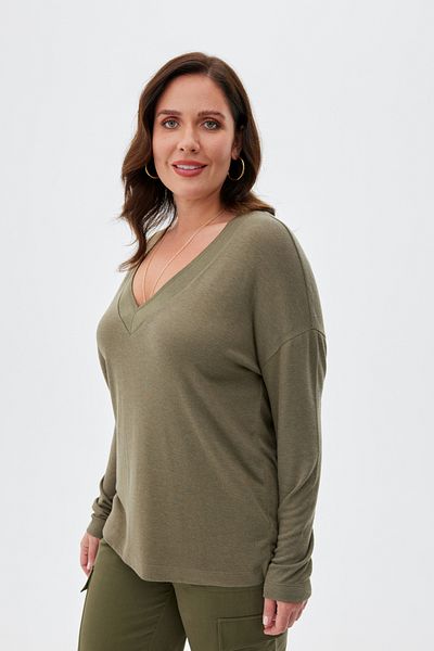 LUOKK Etta V-Neck Plus Size Sweater