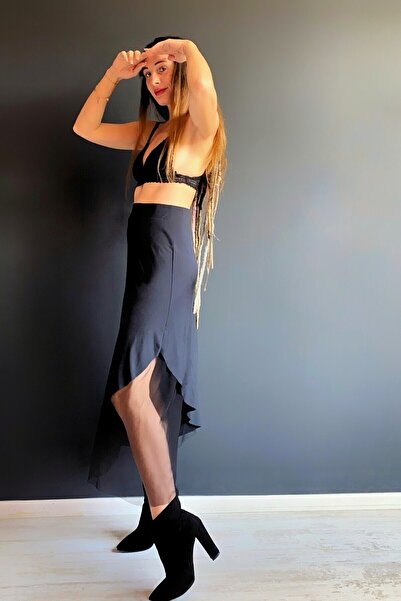 Quincey АСИМЕТРИЧНА ПОЛА С ДВОЕН ДЕТАЙЛ ОТ ТЮЛ НА ПОДА