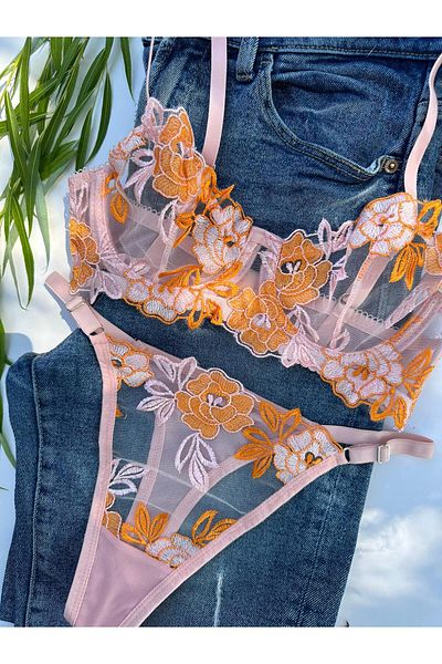 dem merys Floral Detailed Underwire Bra Set
