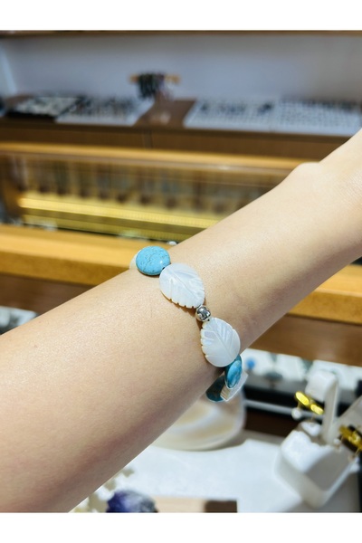 Luna سوار من الحجر الطبيعي باللؤلؤ والفيروز على شكل ورقة شجر