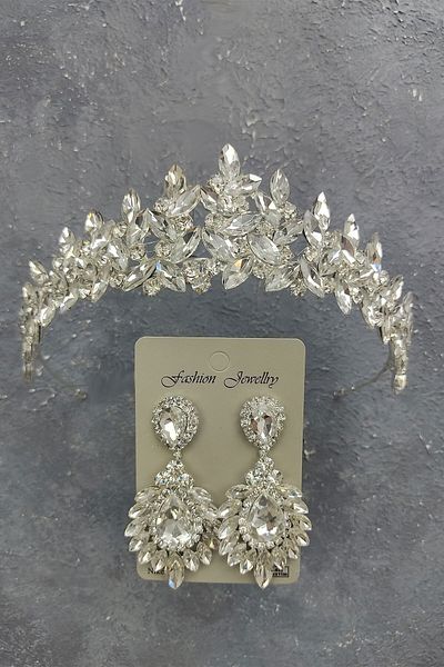 Hobigram Subra Model Bridal Crown and Drop Shuttle Stone Earrings για τις πιο όμορφες νύφες – Κορώνα, Κρυστάλλινη Πέτρα, Κομψό Μοντέλο