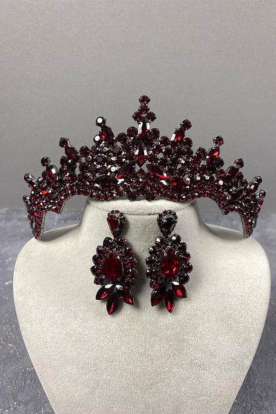 Hobigram Coroană de mireasă Henna și cercei cu navetă cu piatră de Tokyo Bordeaux pentru cele mai frumoase mirese – Coroană, piatră de cristal, modă elegantă